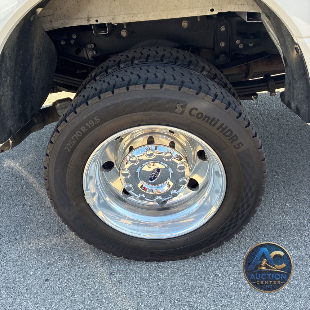 2022 Ford F-450 Super Duty Platinum
