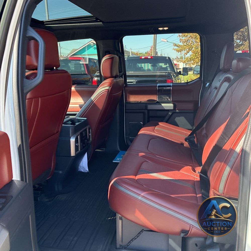 2022 Ford F-450 Super Duty Platinum