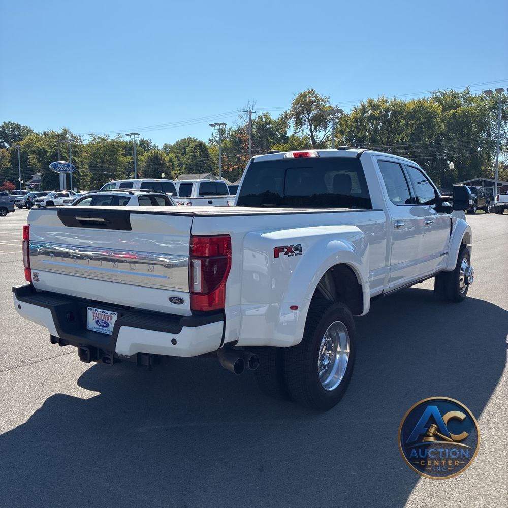 2022 Ford F-450 Super Duty Platinum