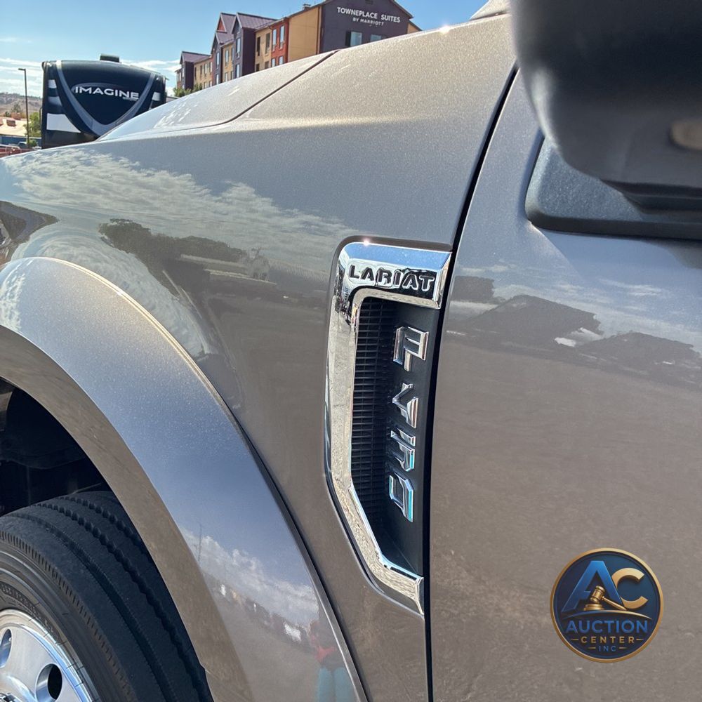 2022 Ford F-450 Super Duty Lariat