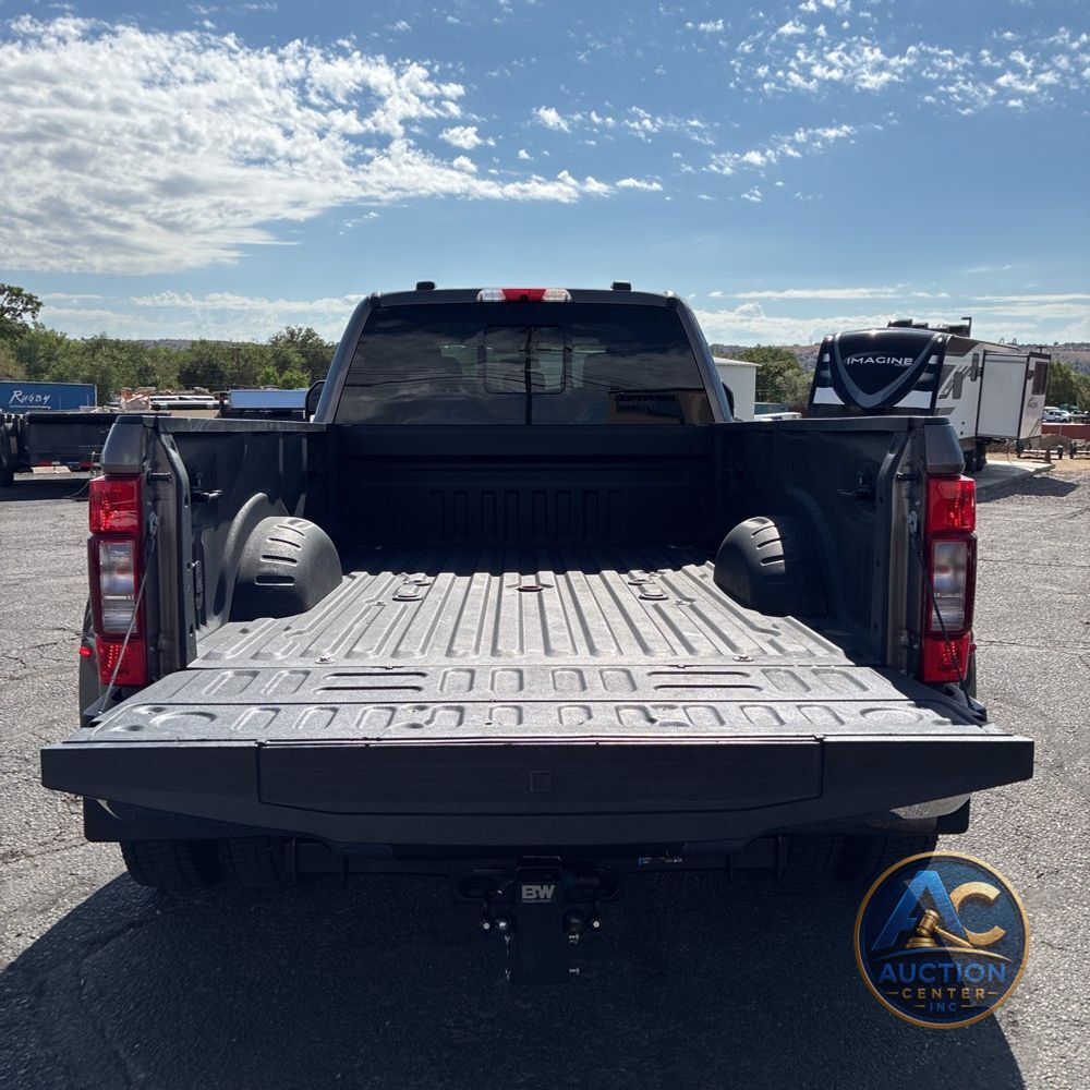 2022 Ford F-450 Super Duty Lariat