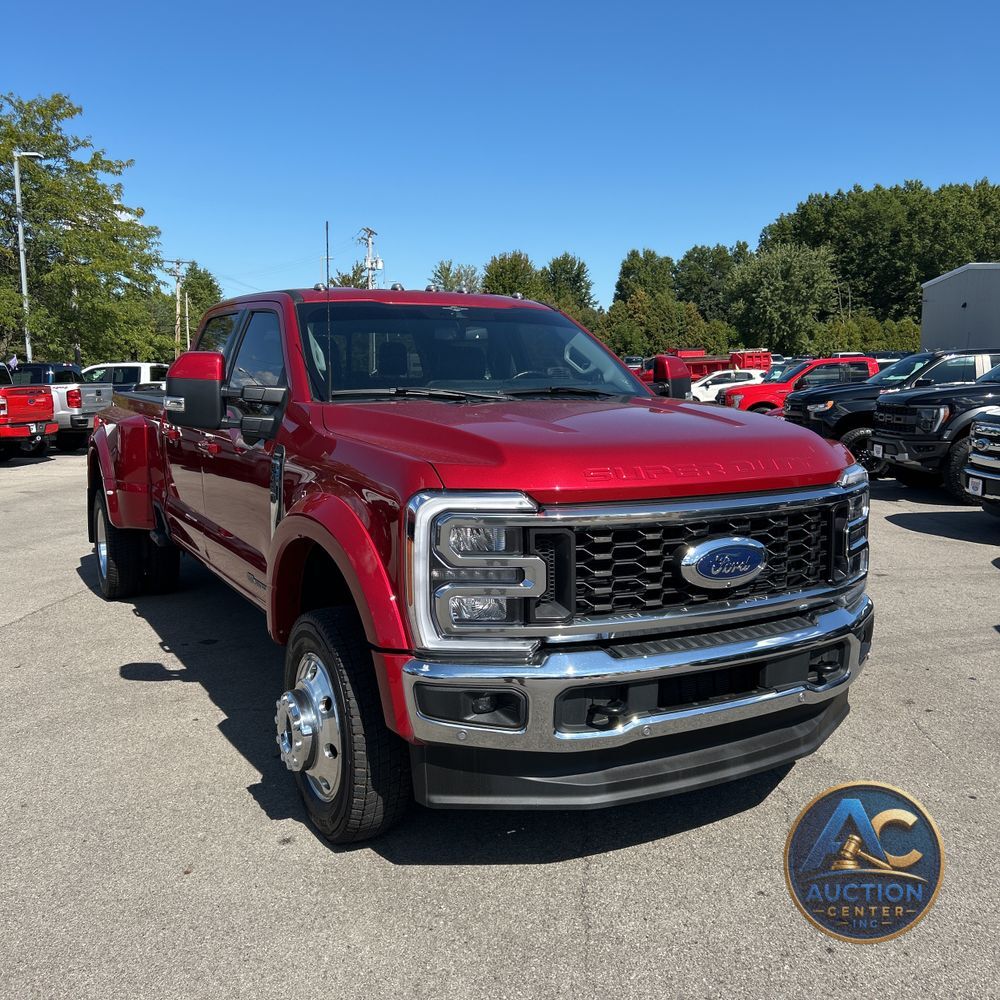 2023 Ford F-450 Super Duty Lariat
