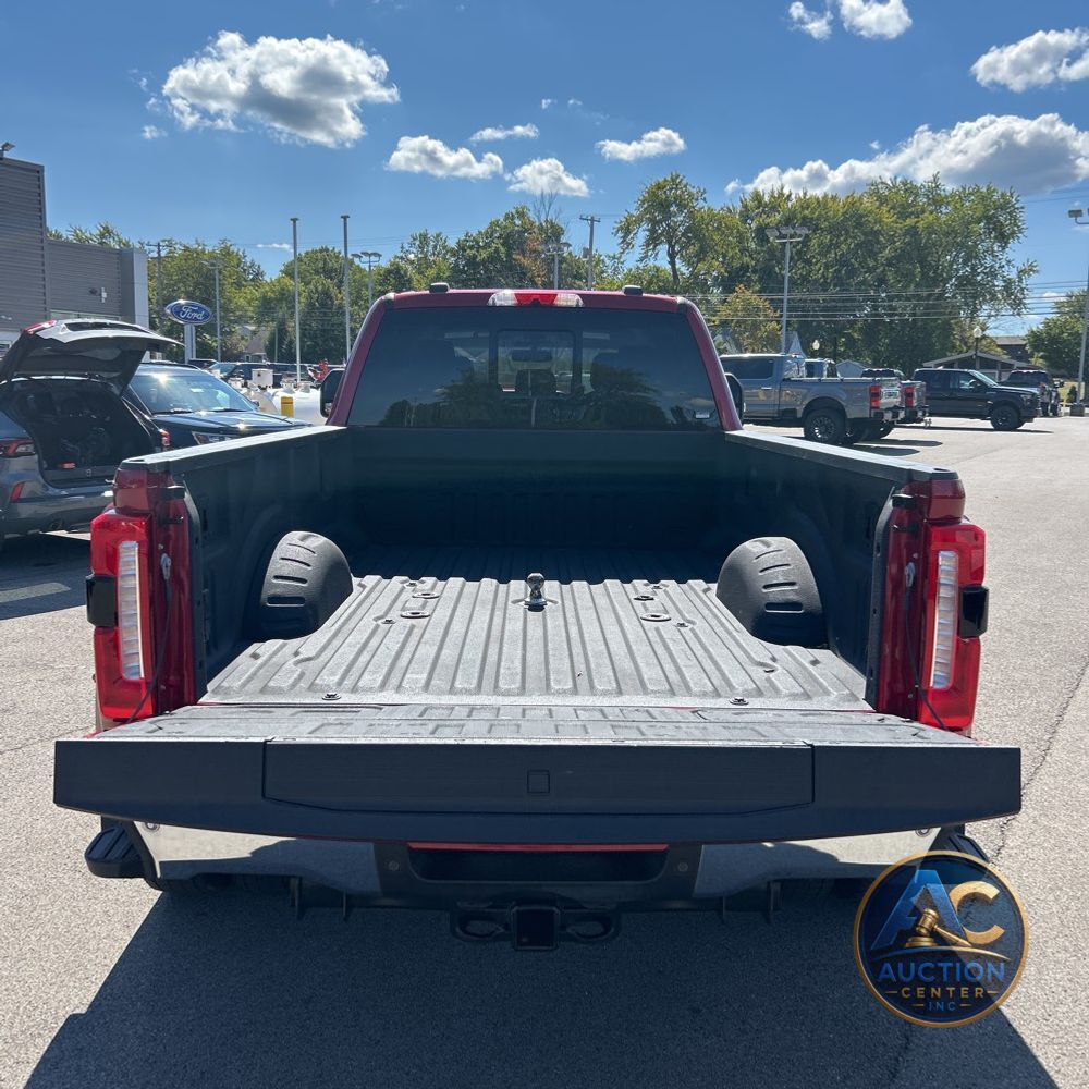 2023 Ford F-450 Super Duty Lariat