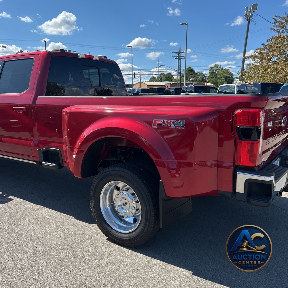 2023 Ford F-450 Super Duty Lariat