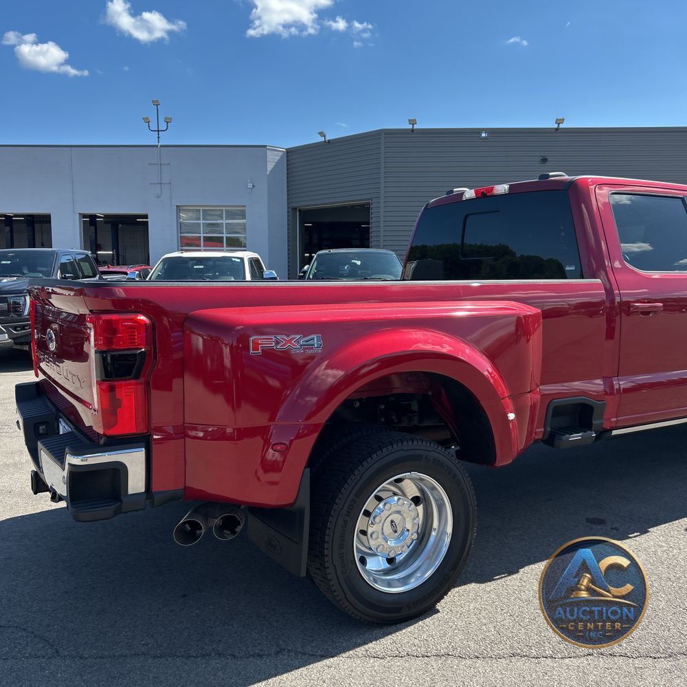 2023 Ford F-450 Super Duty Lariat