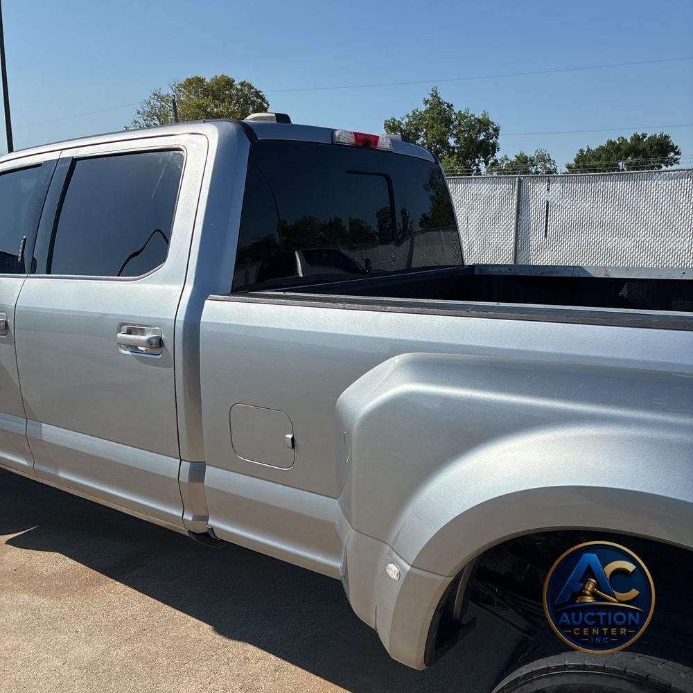 2022 Ford F-450 Super Duty Limited