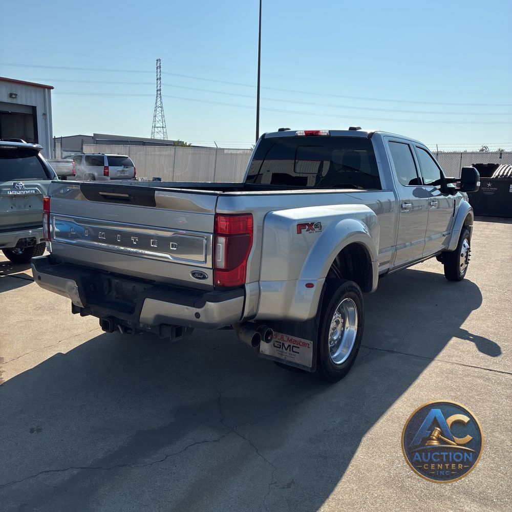 2022 Ford F-450 Super Duty Limited