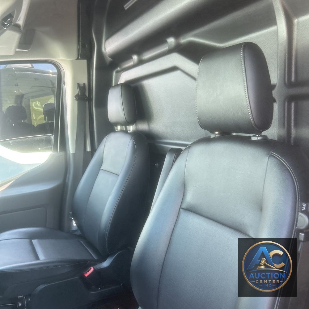 2023 Ford Transit 250