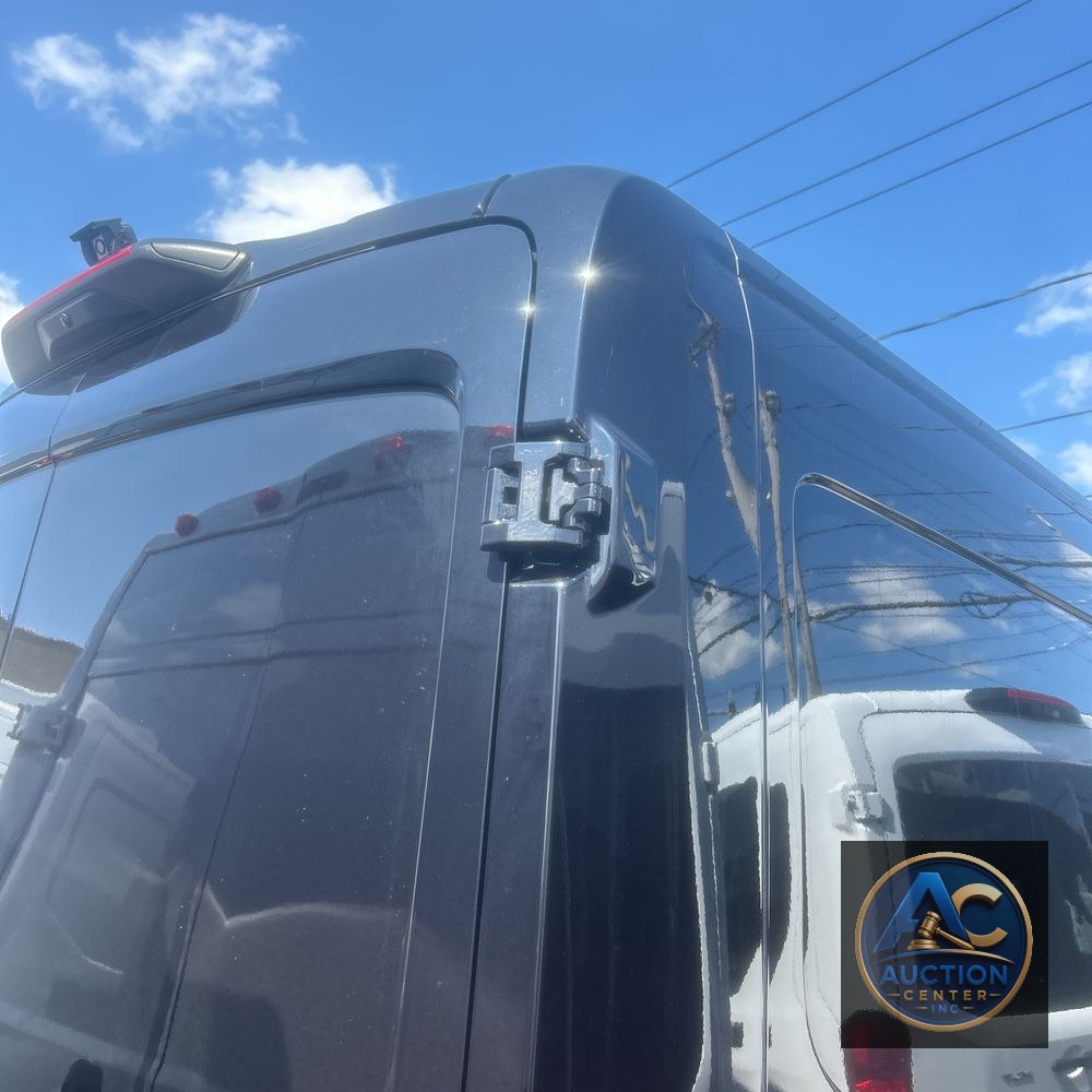 2023 Ford Transit 250