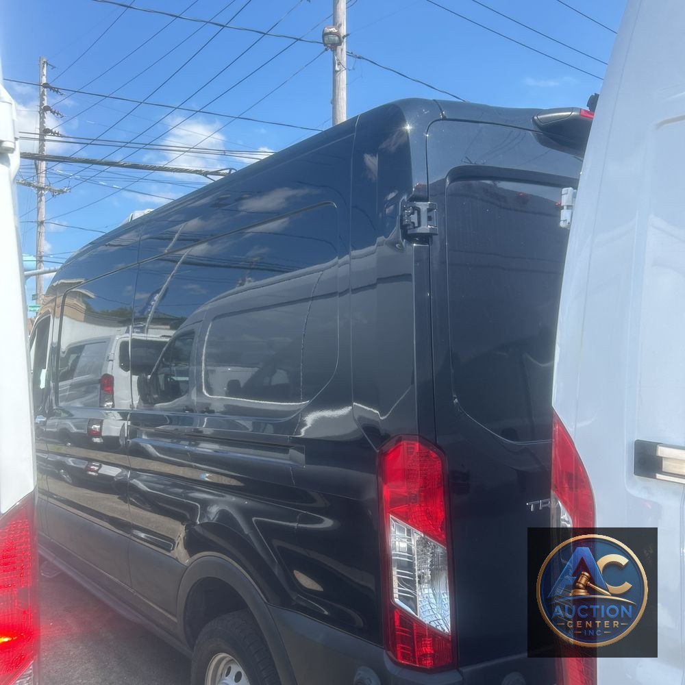 2023 Ford Transit 250