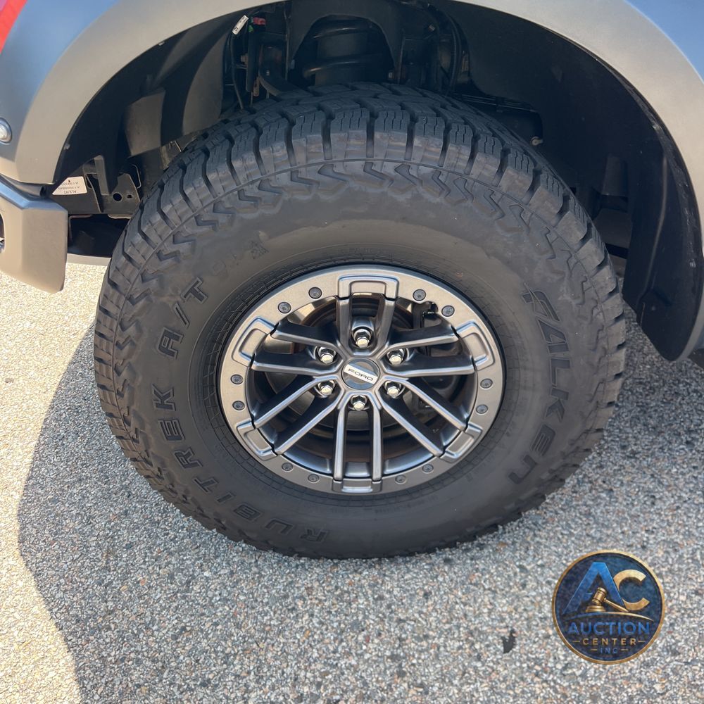 2020 Ford F-150 Raptor