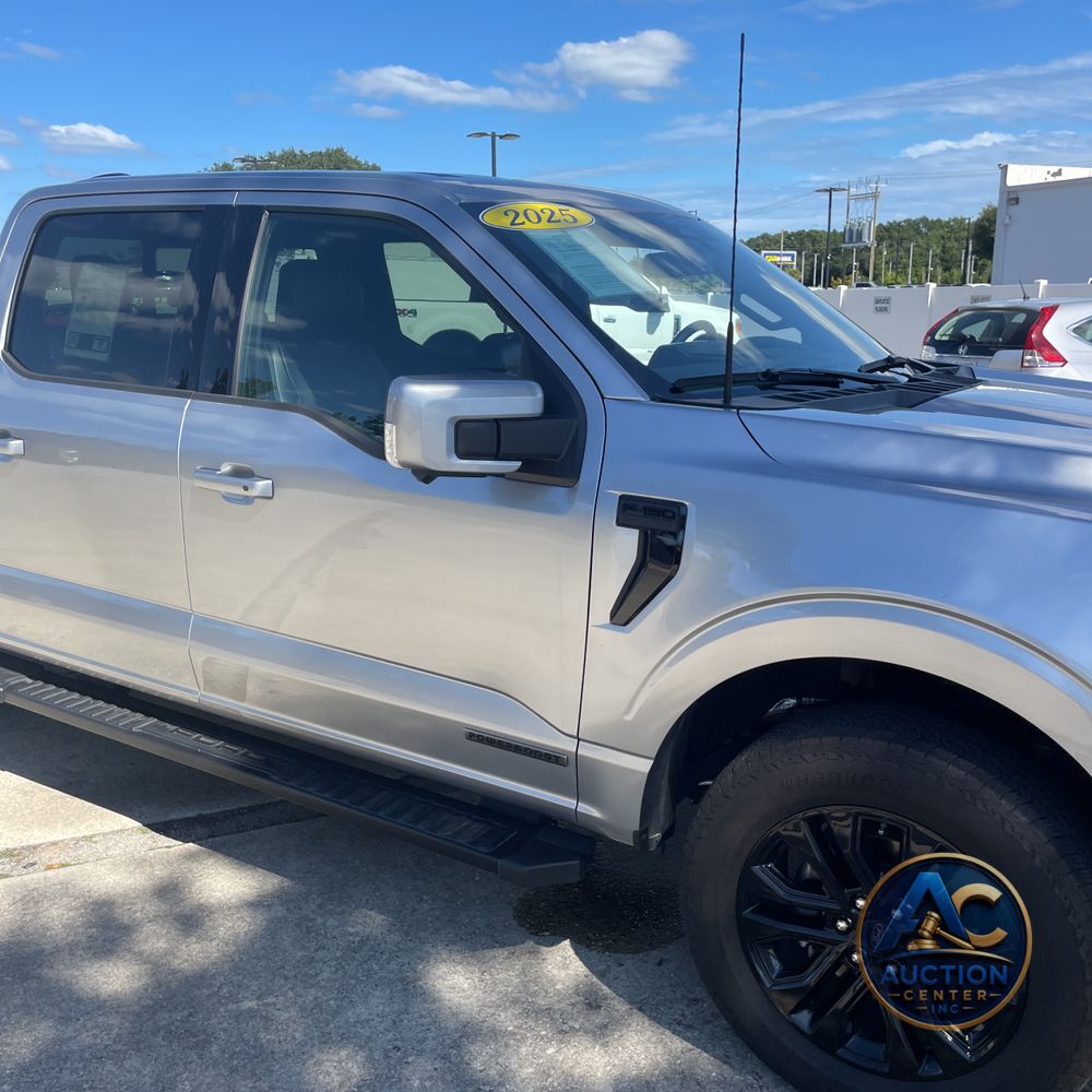 2025 Ford F-150 Lariat