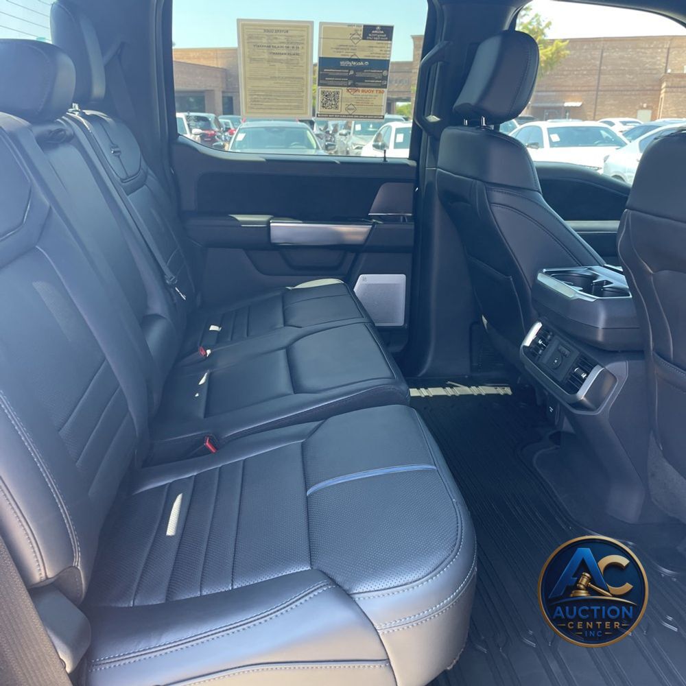 2025 Ford F-150 Platinum