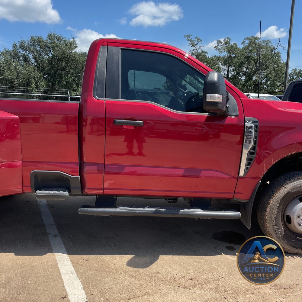 2025 Ford F-350 Super Duty XLT