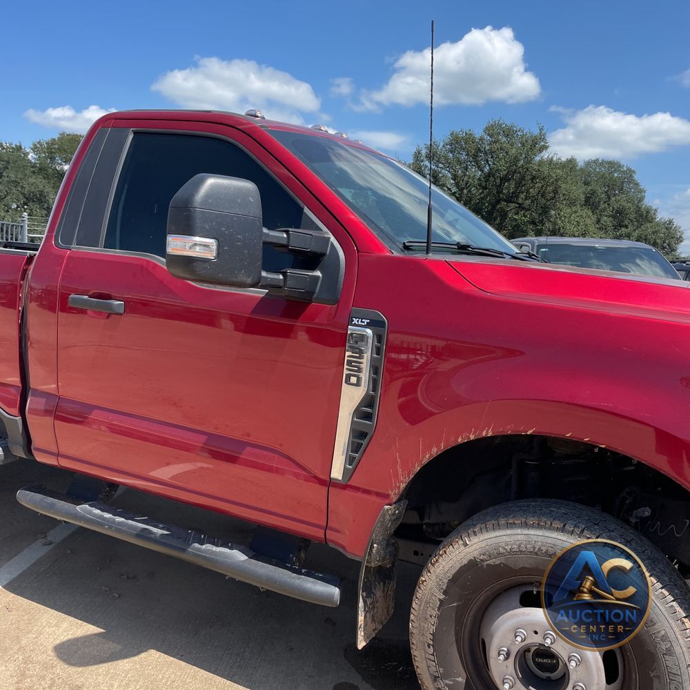 2025 Ford F-350 Super Duty XLT