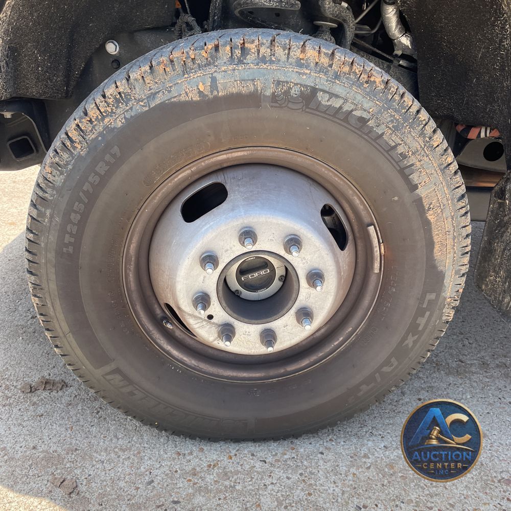2025 Ford F-350 Super Duty XLT
