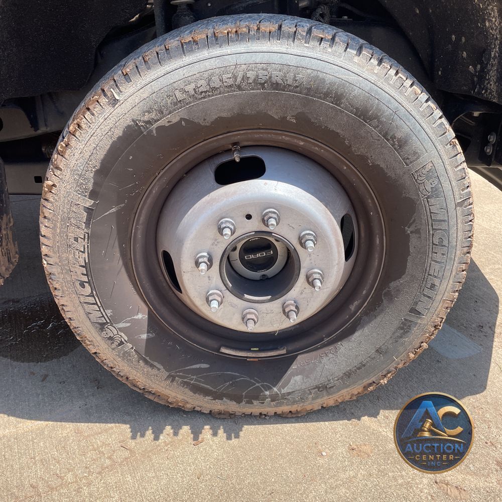2025 Ford F-350 Super Duty XLT