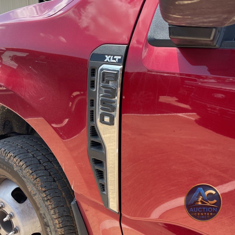 2025 Ford F-350 Super Duty XLT