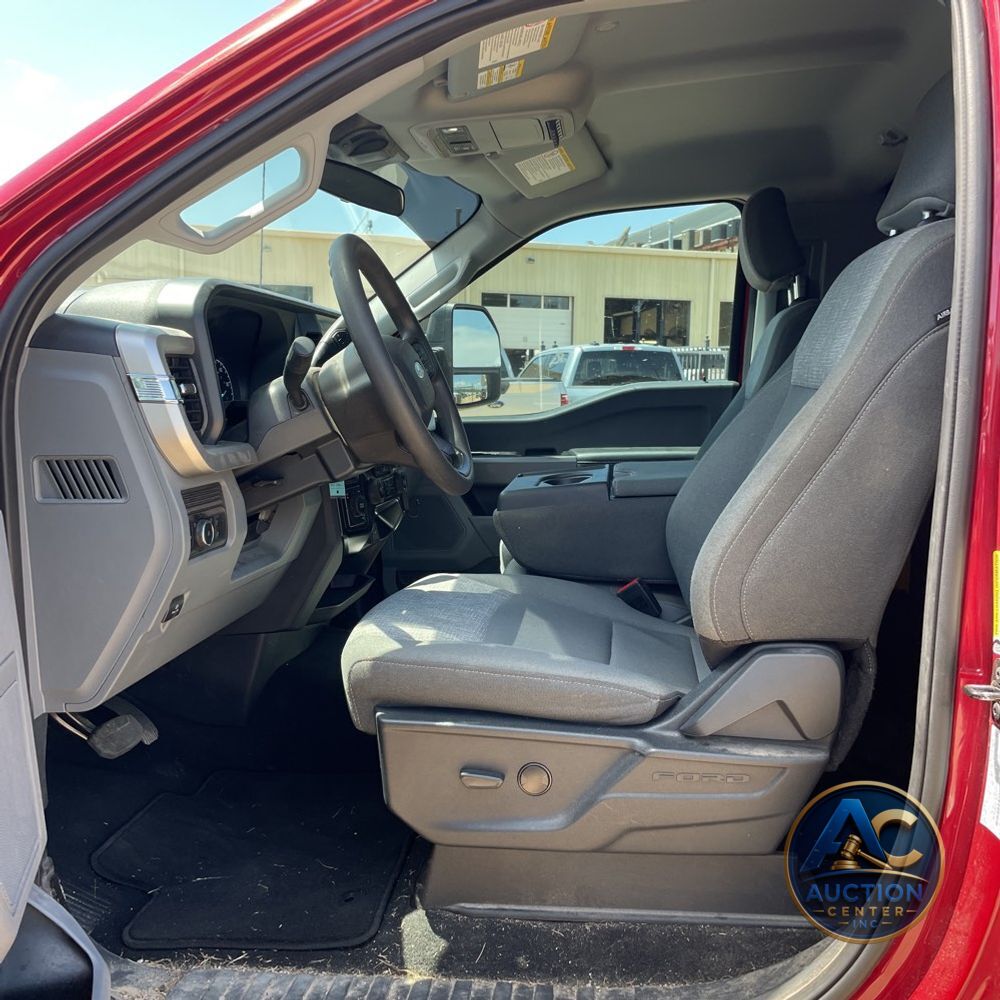 2025 Ford F-350 Super Duty XLT
