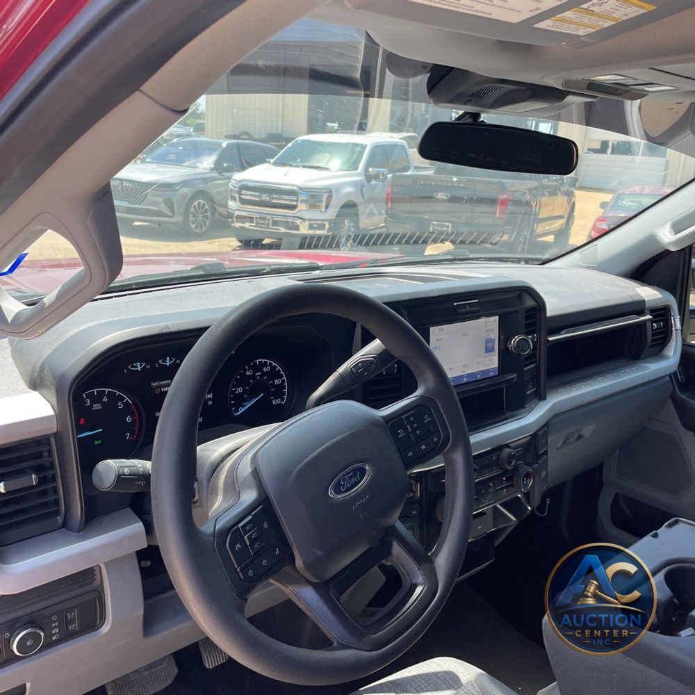 2025 Ford F-350 Super Duty XLT