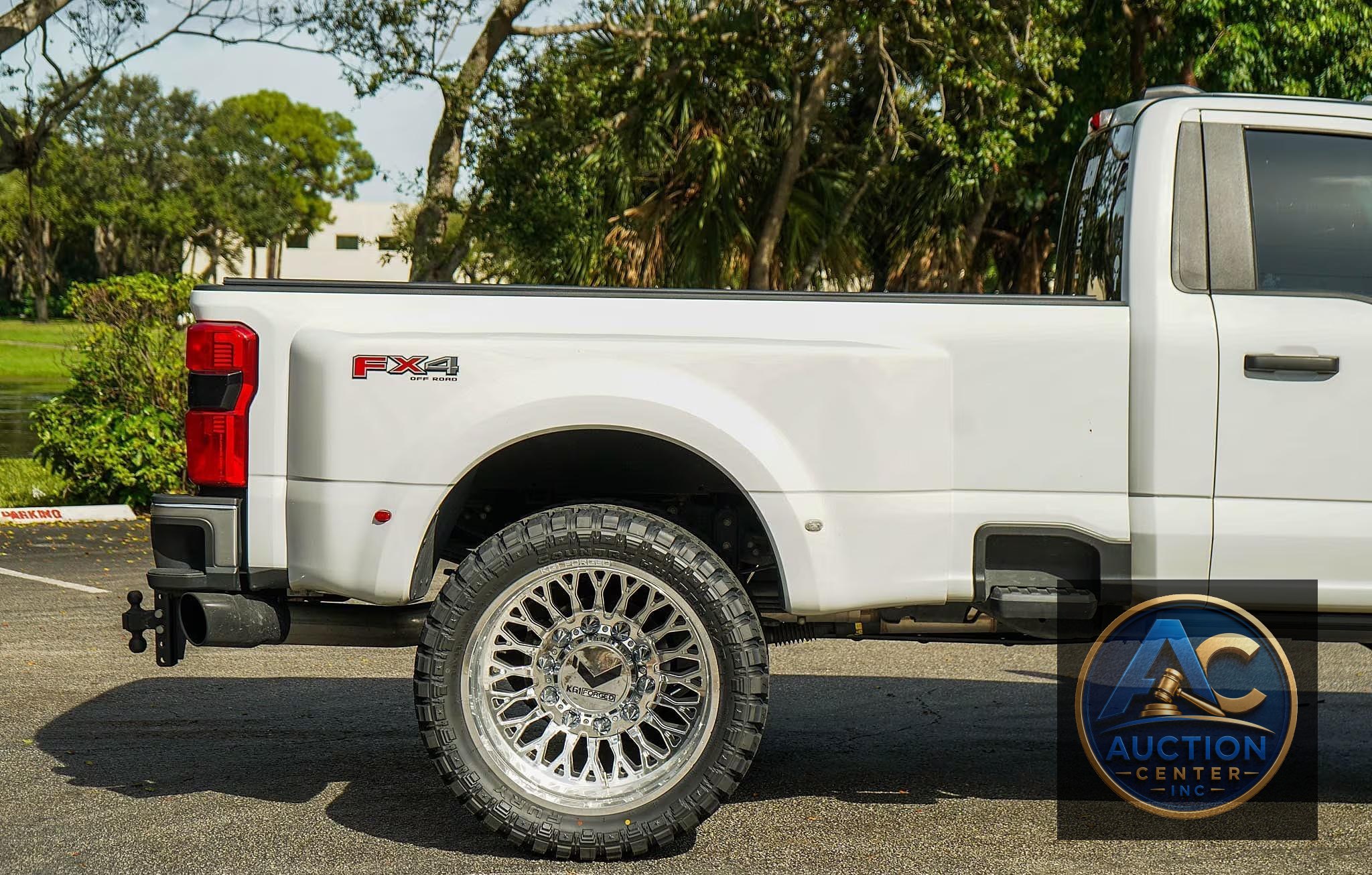 2024 Ford F-450 Super Duty XLT