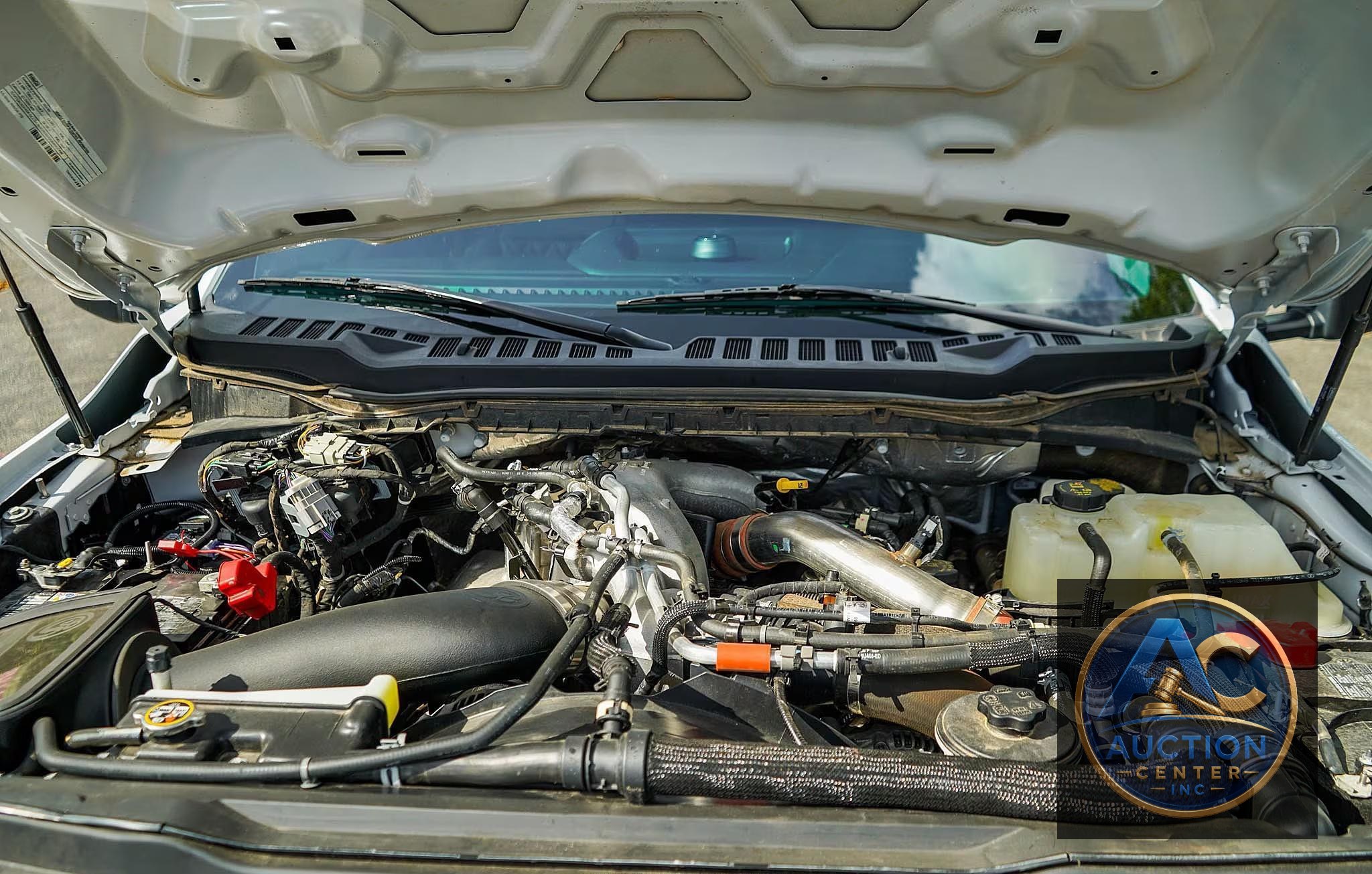 2024 Ford F-450 Super Duty XLT