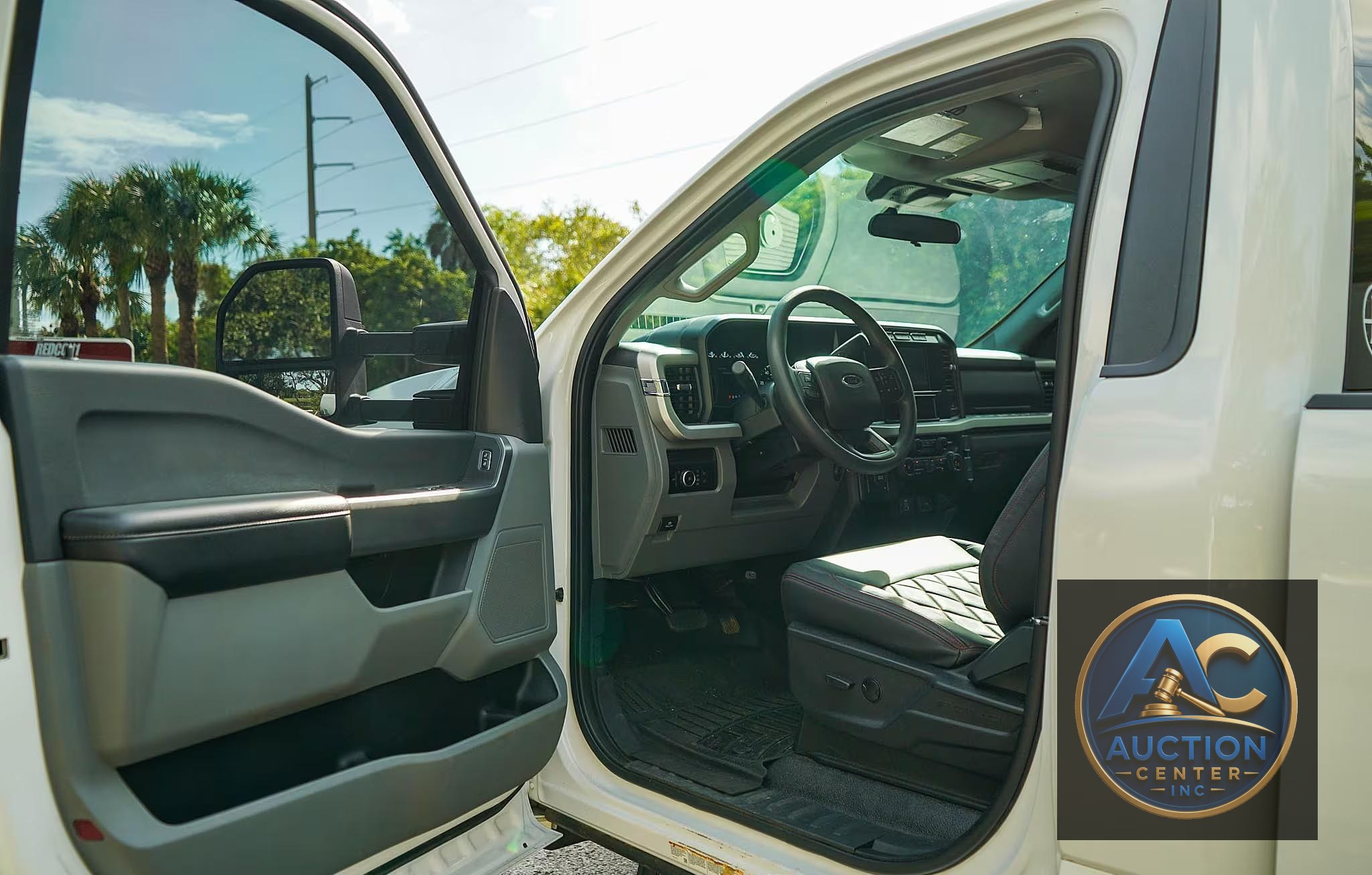 2024 Ford F-450 Super Duty XLT
