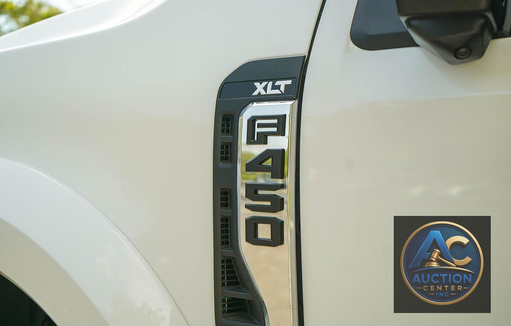 2024 Ford F-450 Super Duty XLT