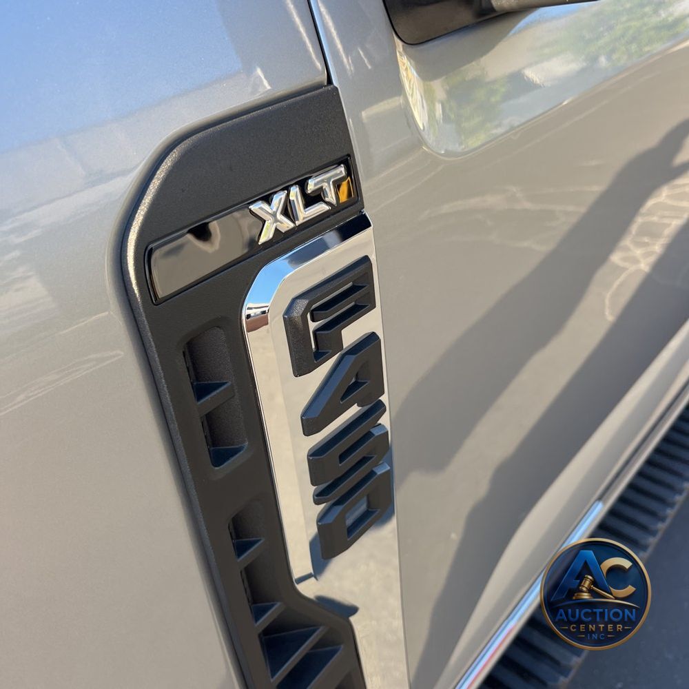 2024 Ford F-450 Super Duty XLT