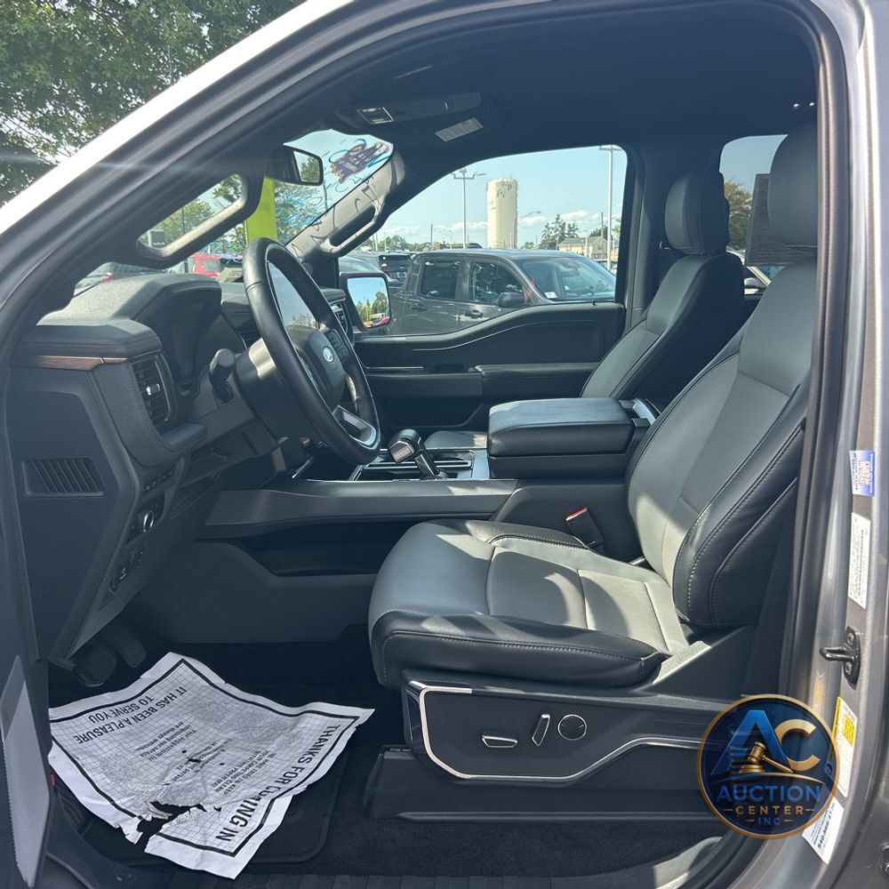 2023 Ford F-150 Lightning Lariat