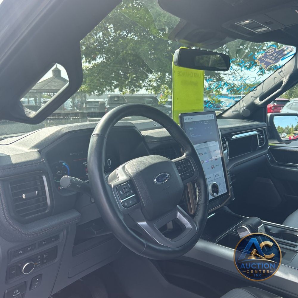2023 Ford F-150 Lightning Lariat