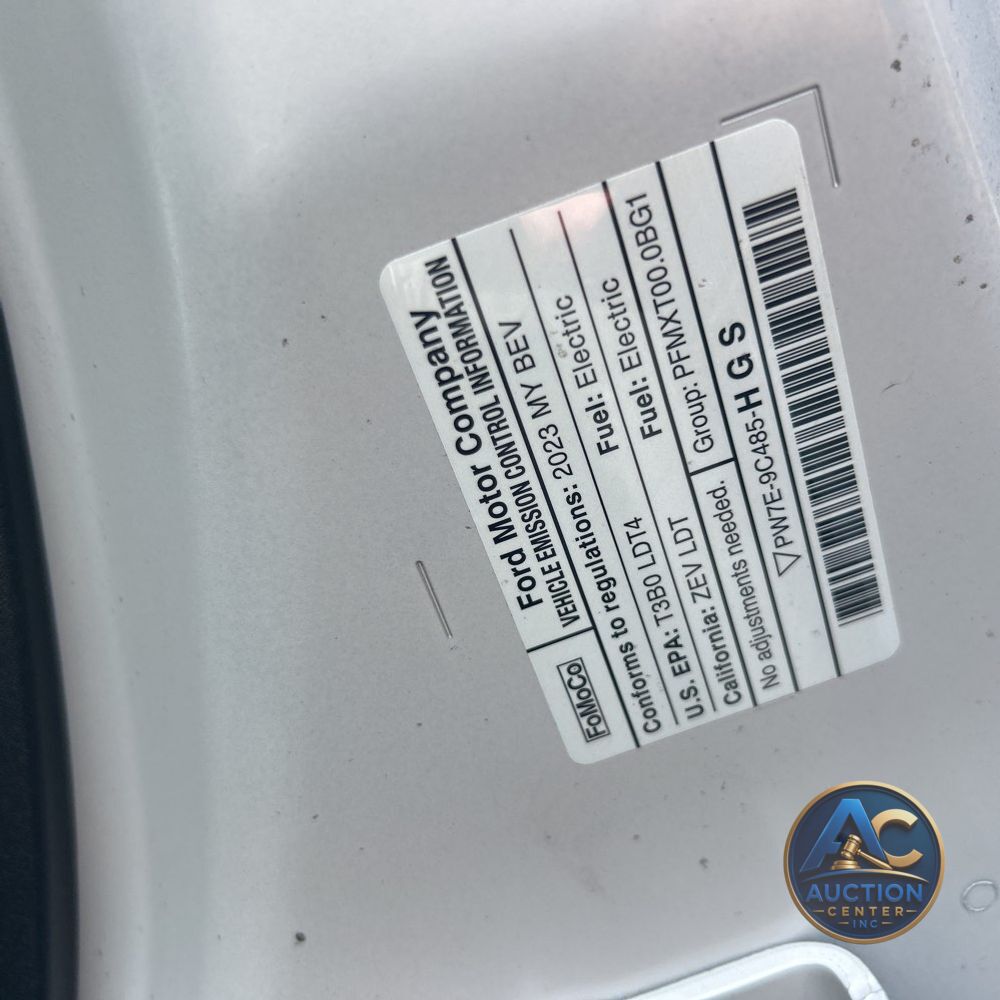 2023 Ford F-150 Lightning Lariat