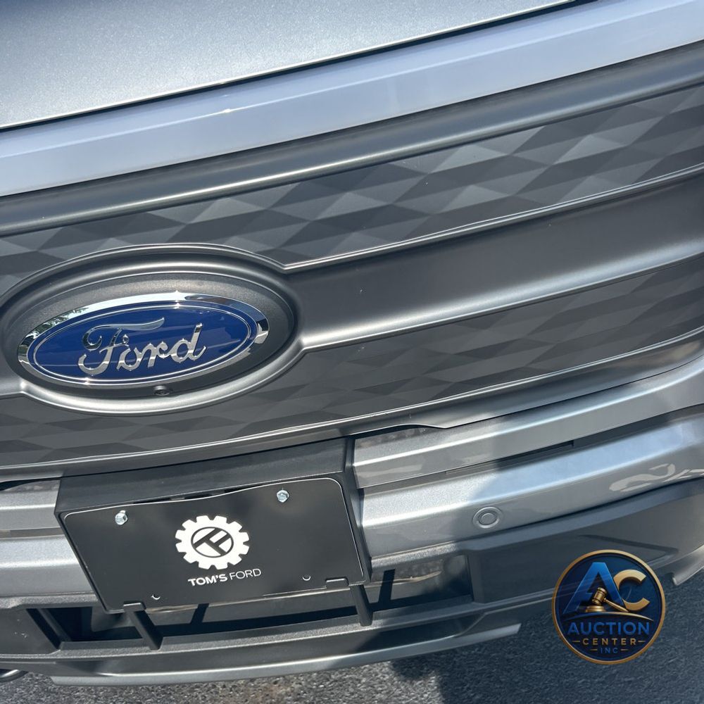 2023 Ford F-150 Lightning Lariat
