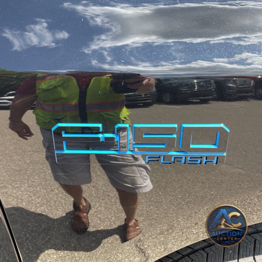 2024 Ford F-150 Lightning Flash