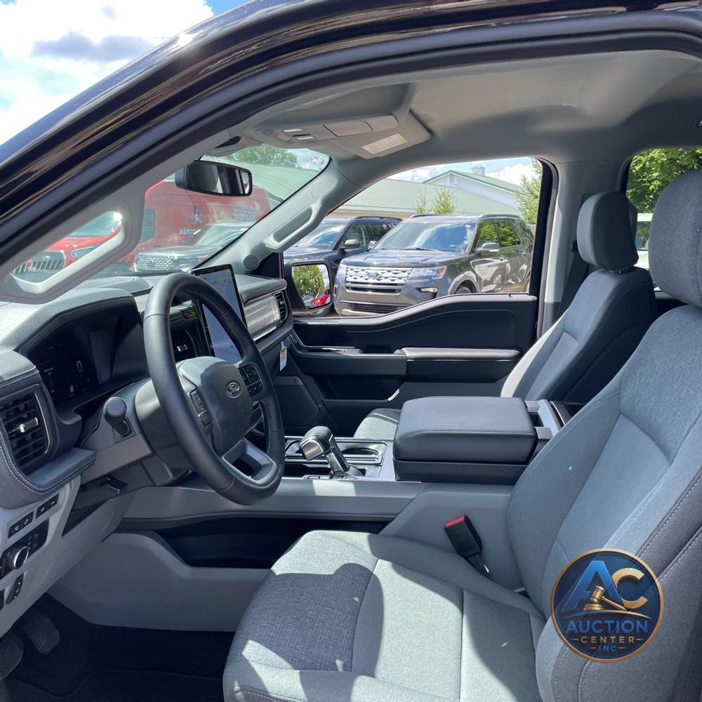 2024 Ford F-150 Lightning Flash