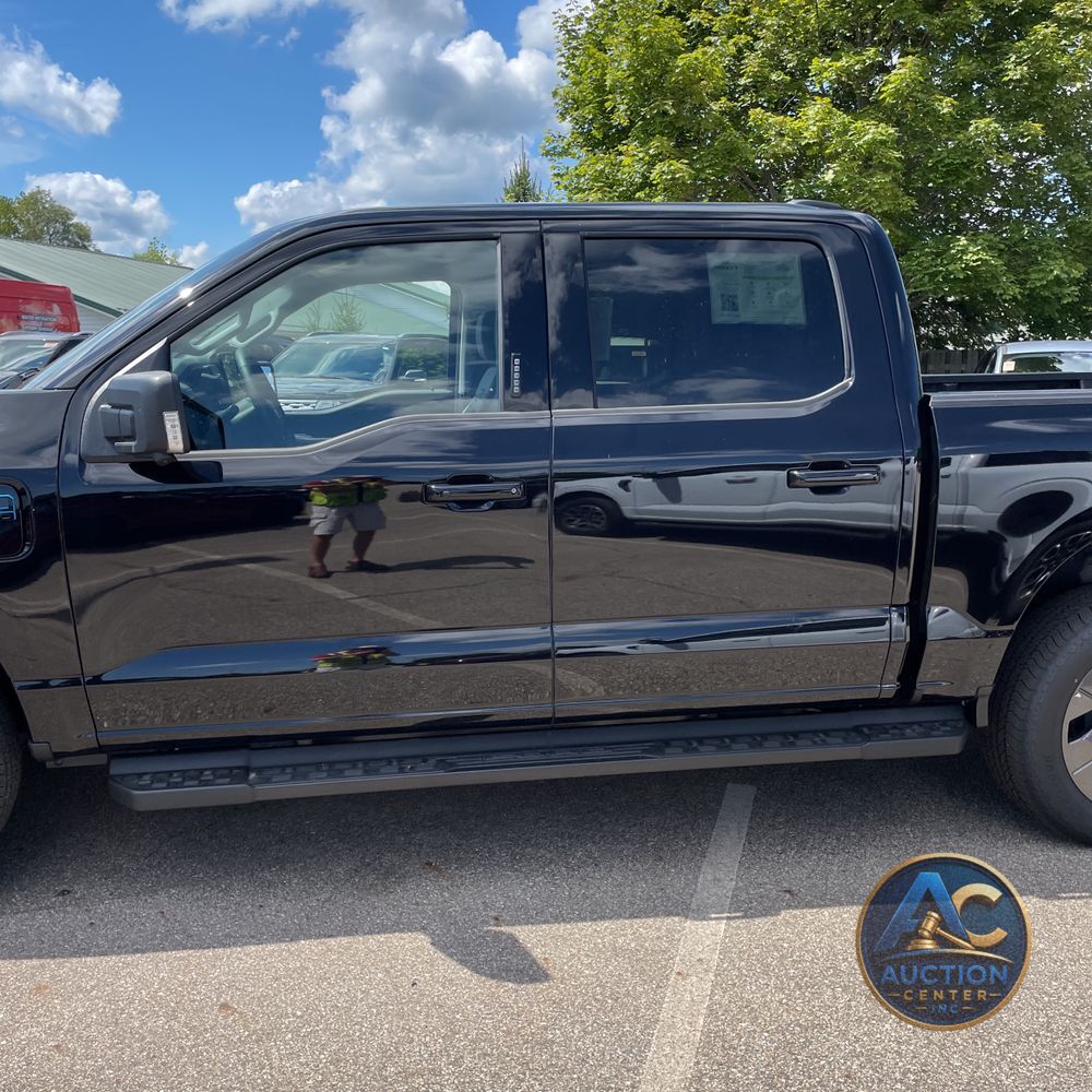2024 Ford F-150 Lightning Flash