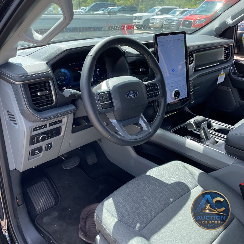 2024 Ford F-150 Lightning Flash