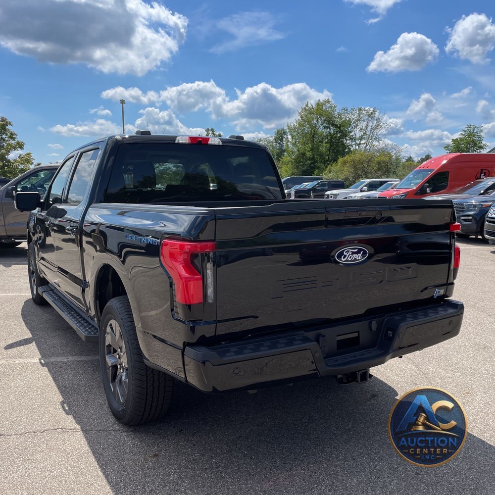 2024 Ford F-150 Lightning Flash