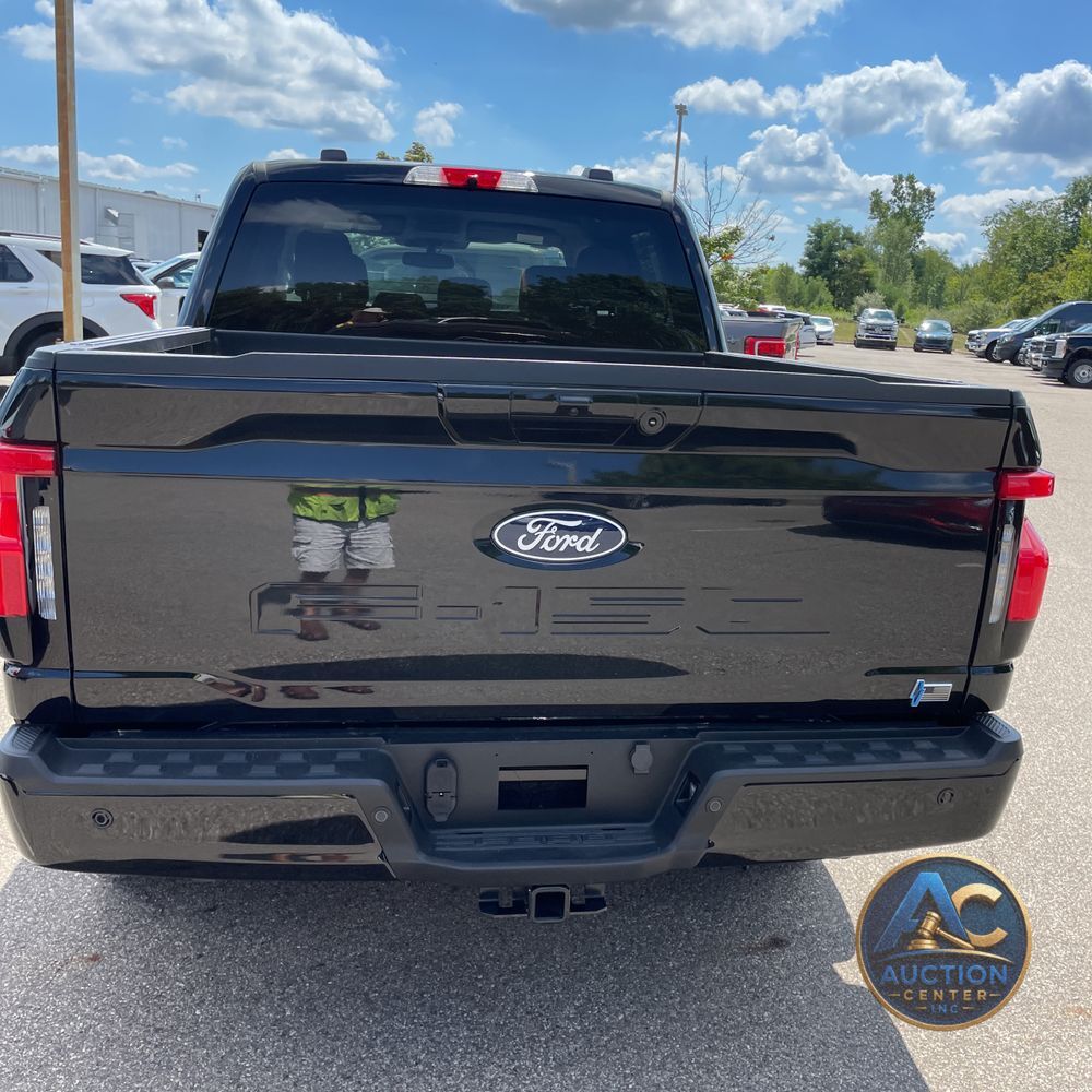 2024 Ford F-150 Lightning Flash