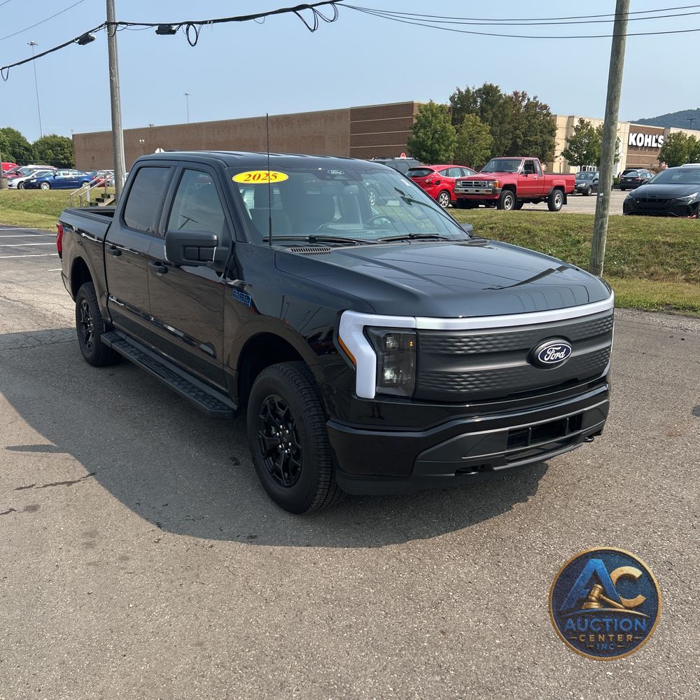 2025 Ford F-150 Lightning XLT