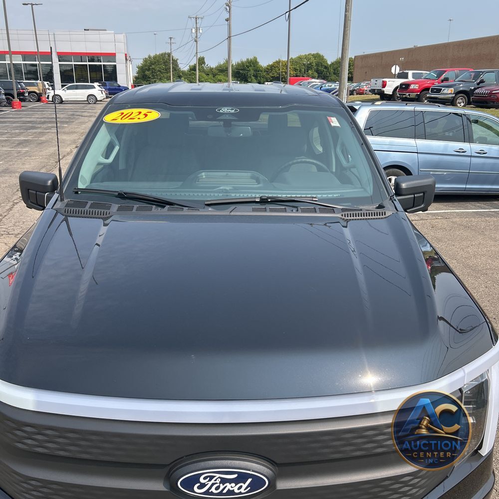 2025 Ford F-150 Lightning XLT