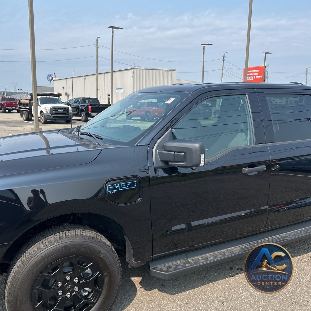 2025 Ford F-150 Lightning XLT