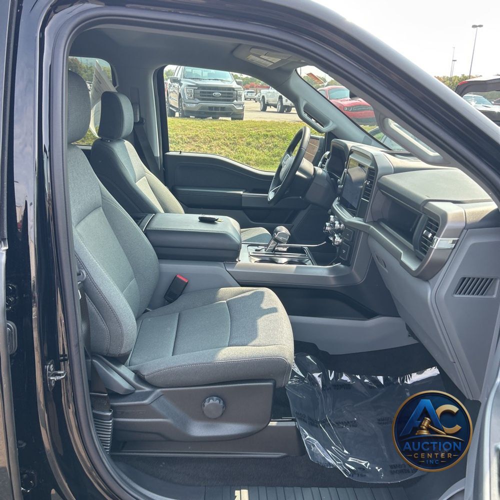 2025 Ford F-150 Lightning XLT