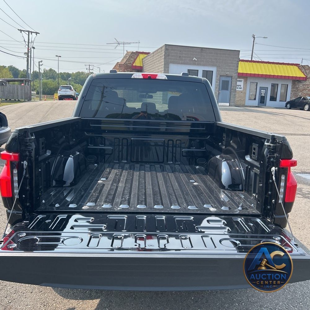 2025 Ford F-150 Lightning XLT
