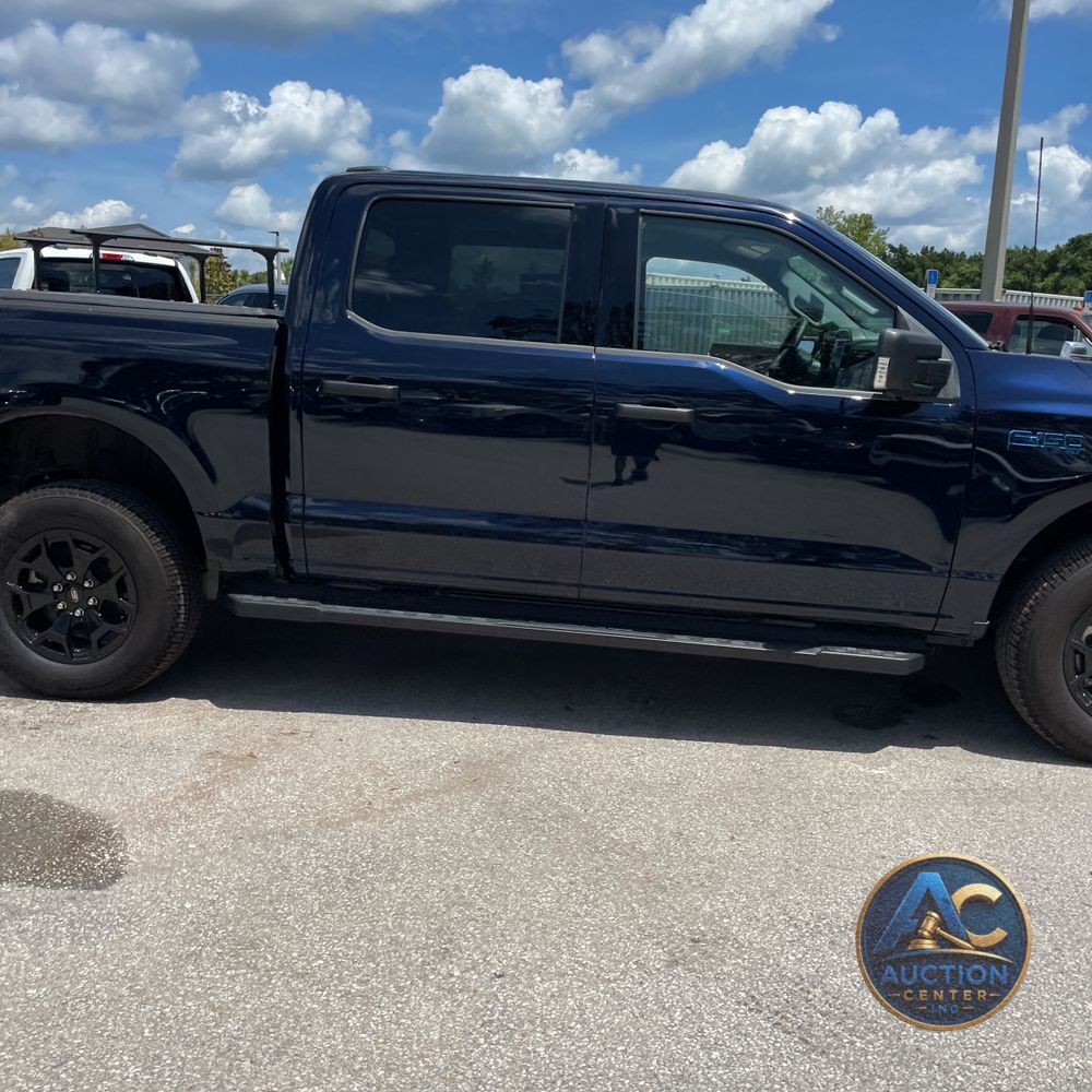2025 Ford F-150 Lightning XLT