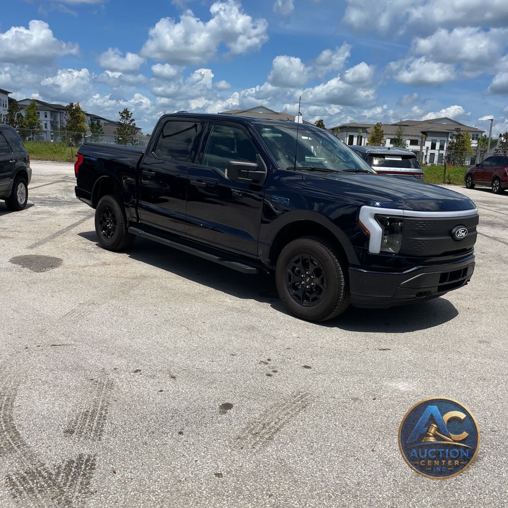 2025 Ford F-150 Lightning XLT