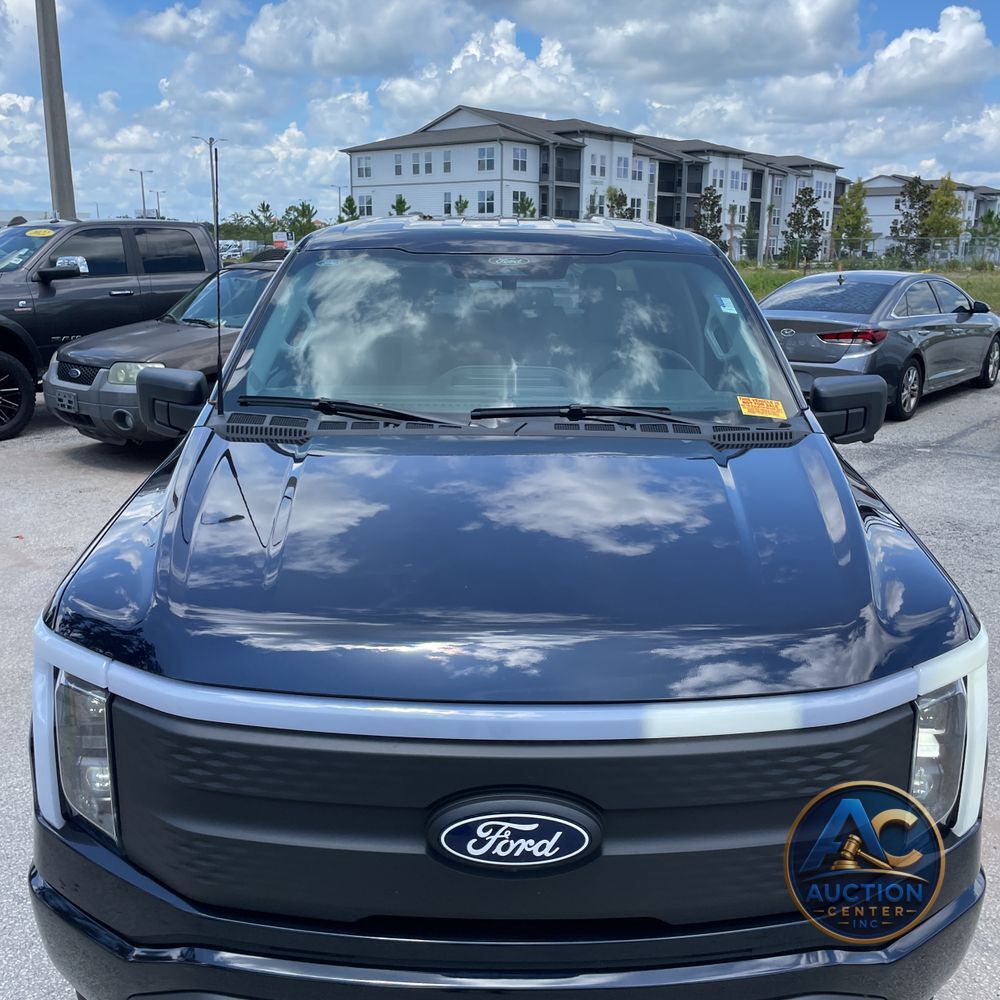 2025 Ford F-150 Lightning XLT