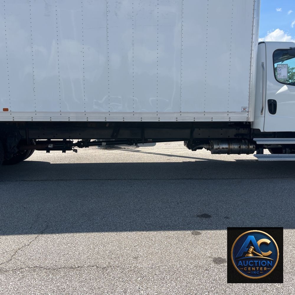 2024 Freightliner M2 106