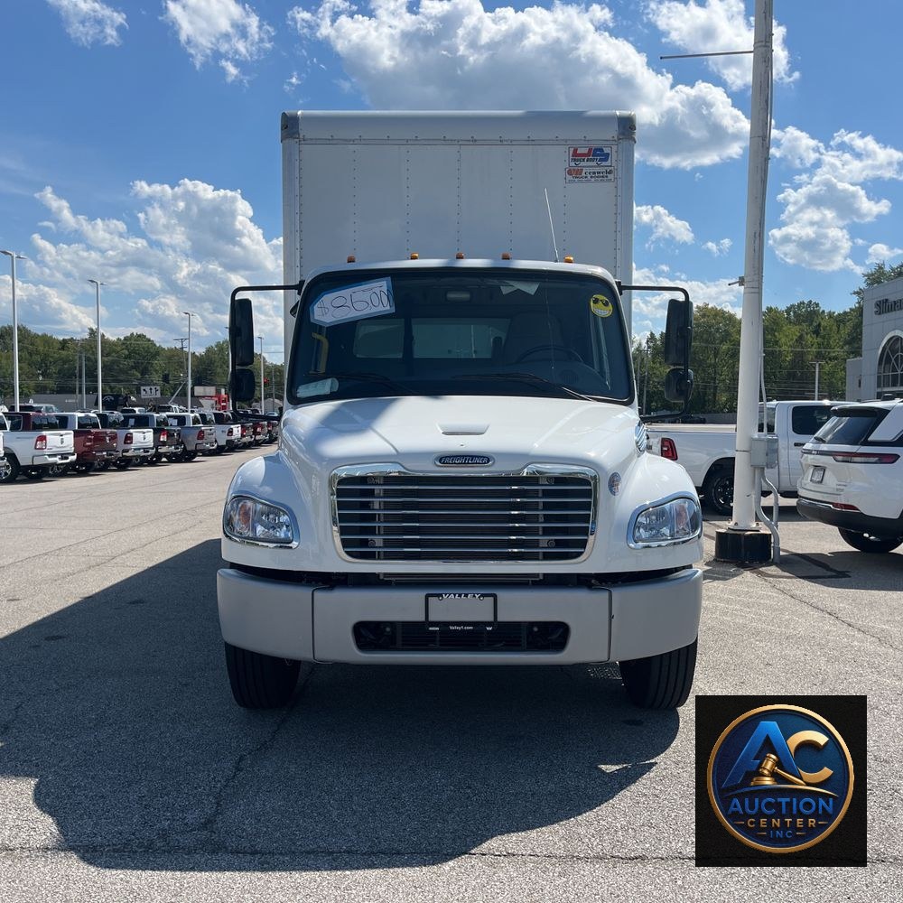 2024 Freightliner M2 106