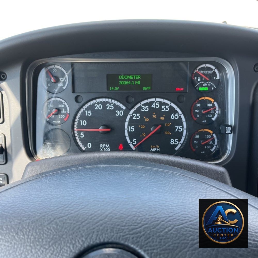 2024 Freightliner M2 106